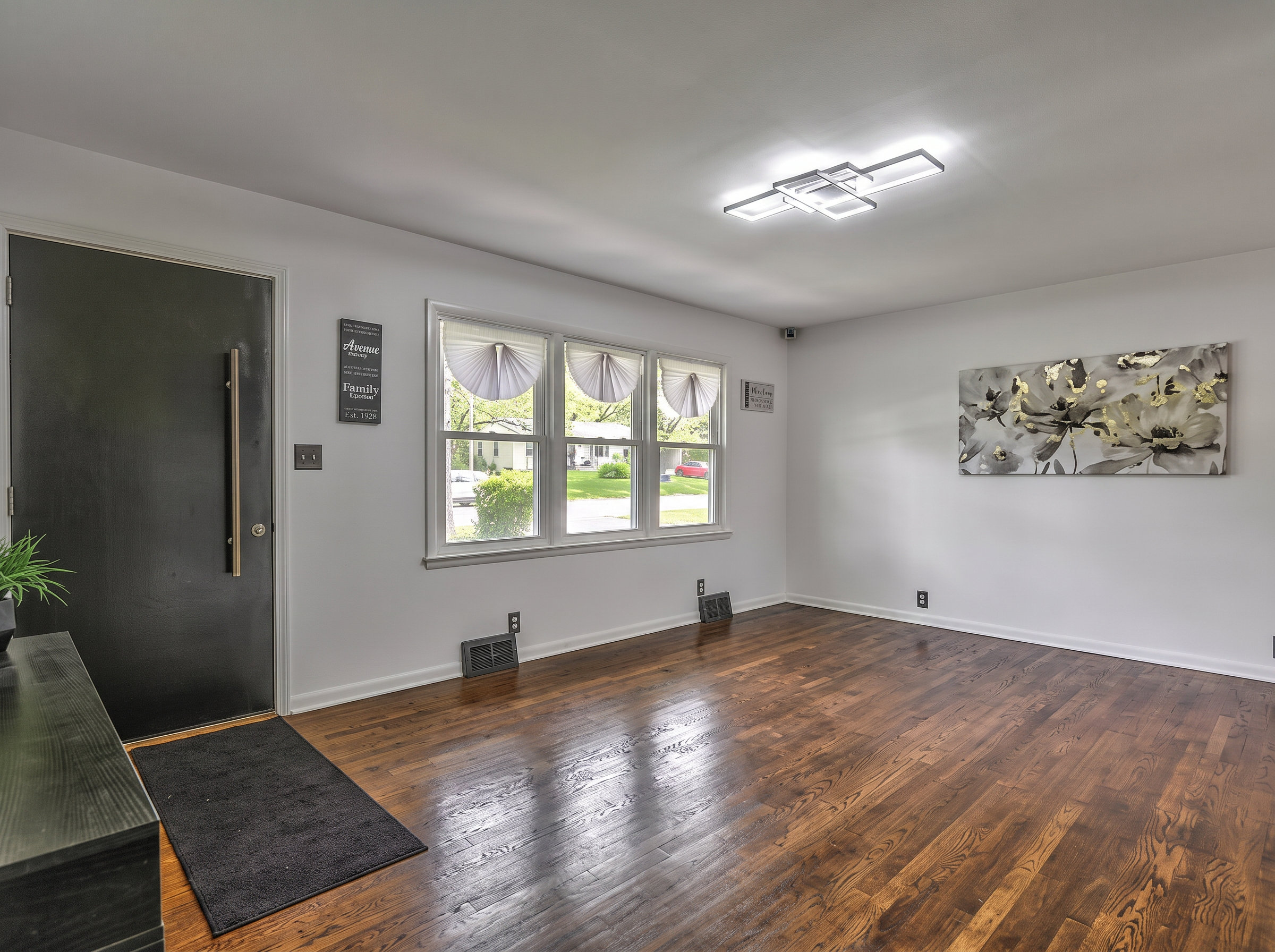 Entry & Living Room — 8601 E 116th St