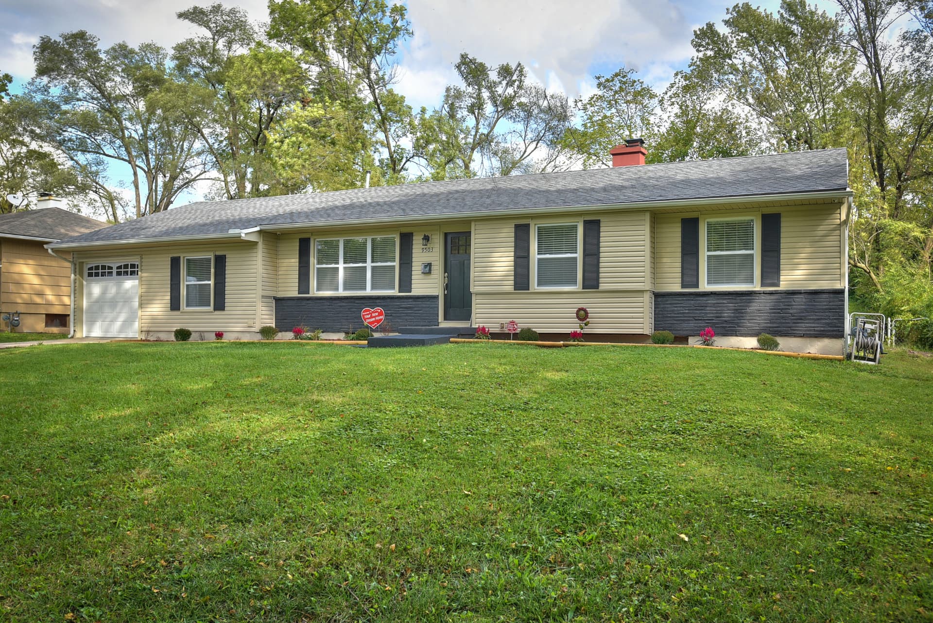 Curb Appeal — 9503 Fremont Ave
