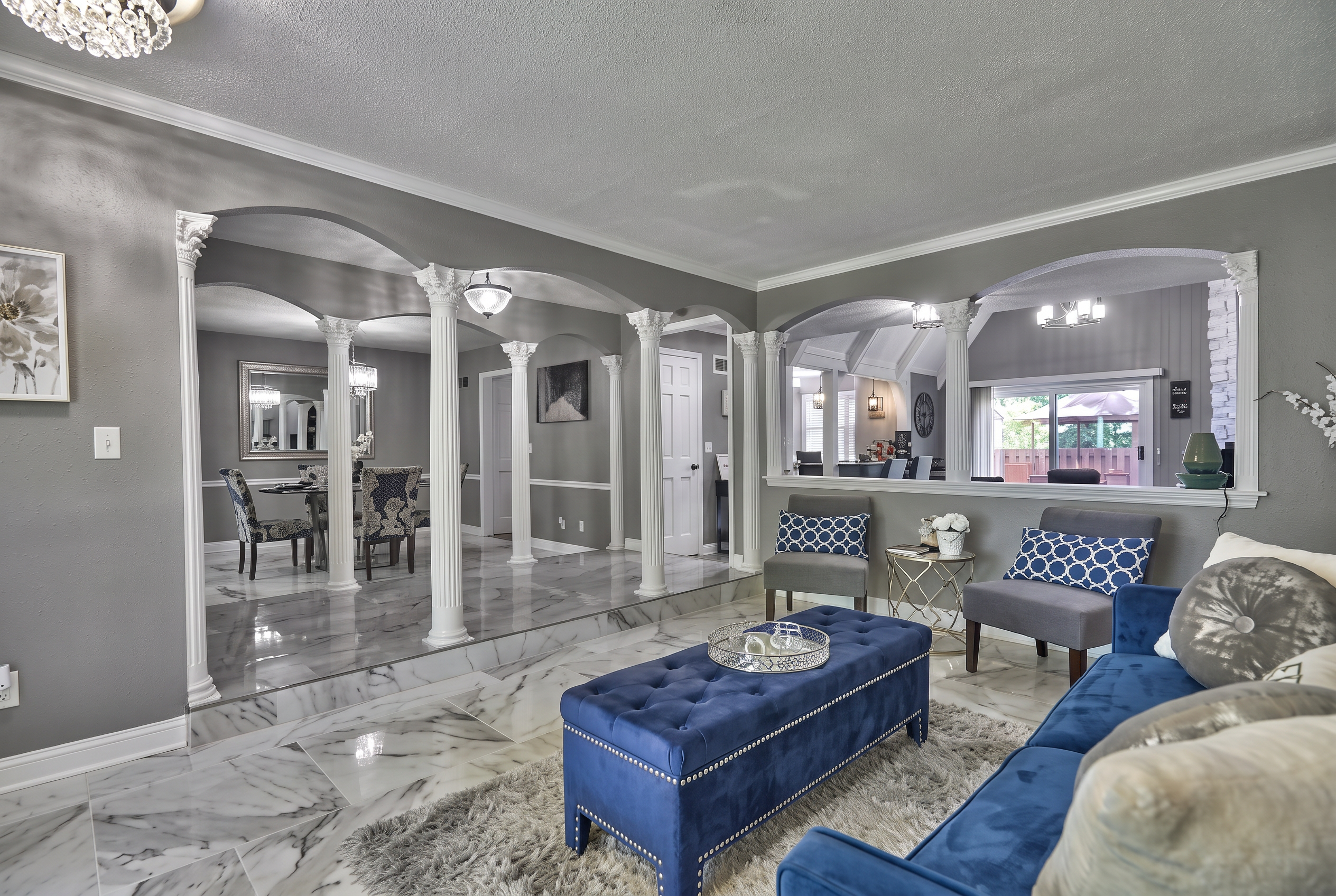 Living Room — 9013 Evanston Ct