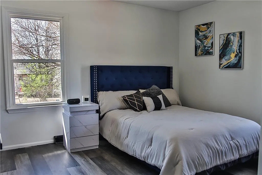 Bedroom — 11500 Manchester Ave